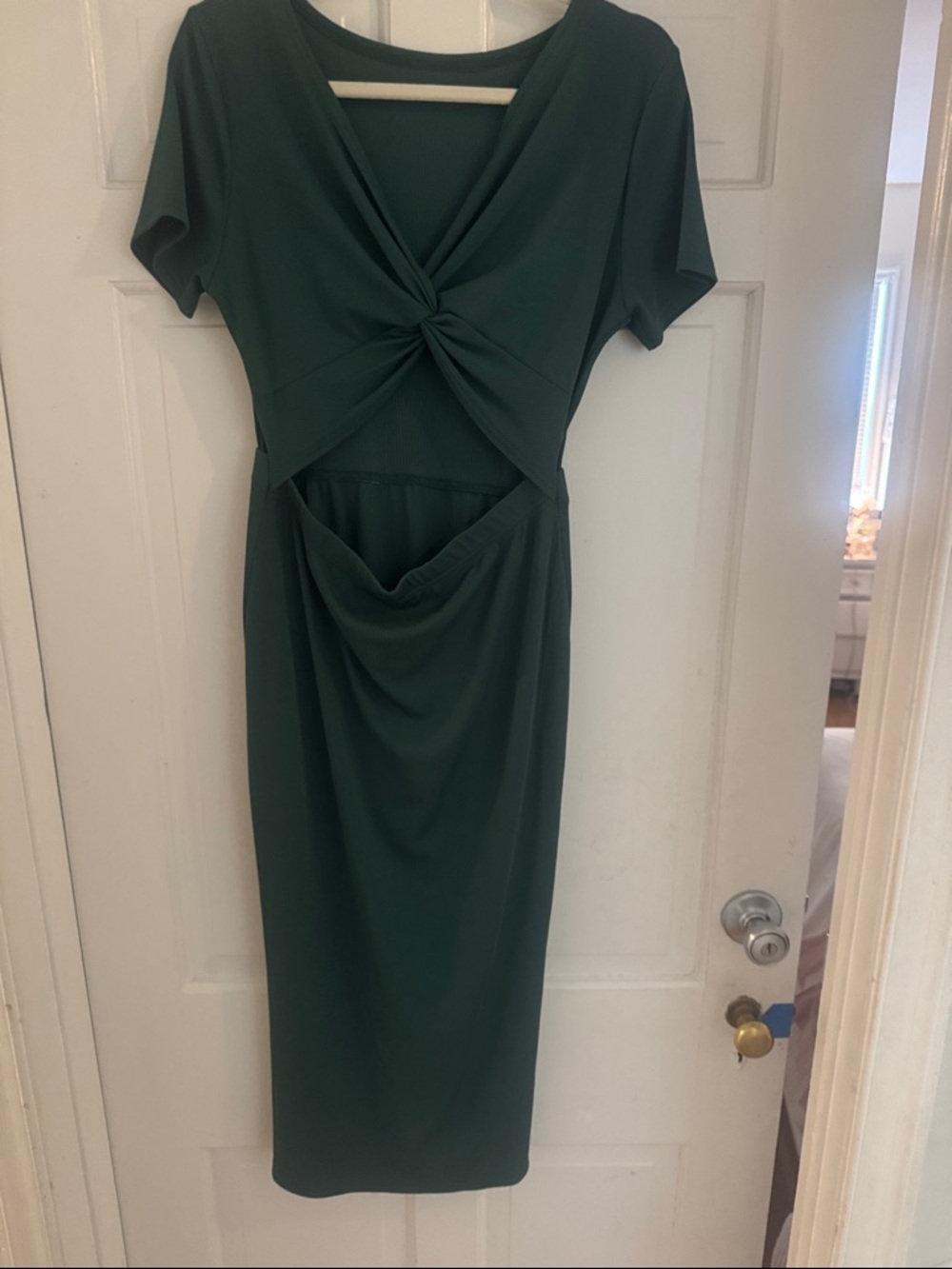 Women’s Twist-Front Cutout Midi Dress in Deep Green